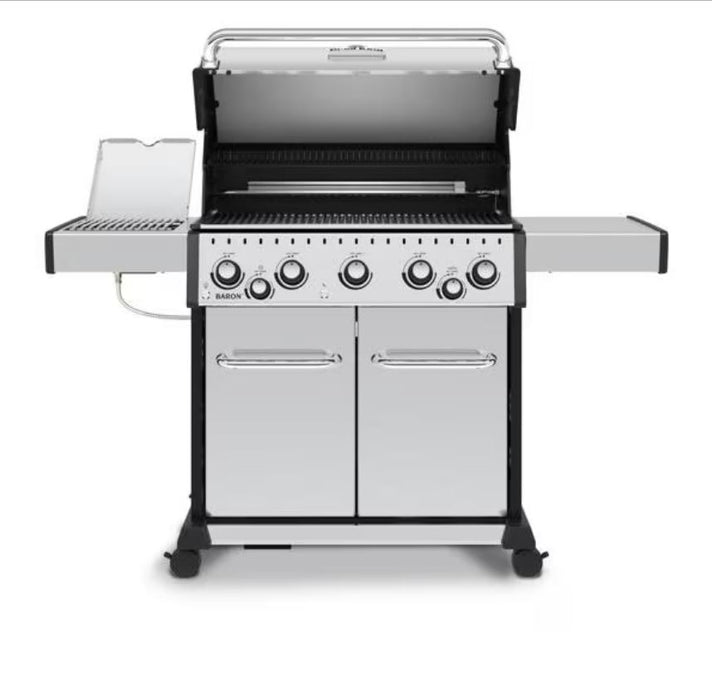 Broil King Baron S 590 Pro IR 5-Burner Propane Gas Grill With Rotisserie and Sear Station - 876944
