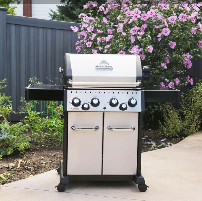 Broil King Crown S 490 Propane Grill - 865384